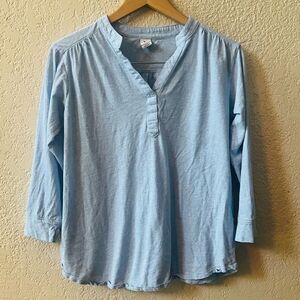 The Black Dog Top Sz Medium Light Blue Mandarin Collar 3/4 Sleeves